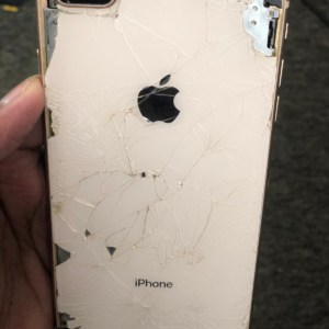 iphone 7 plus cracked back glass