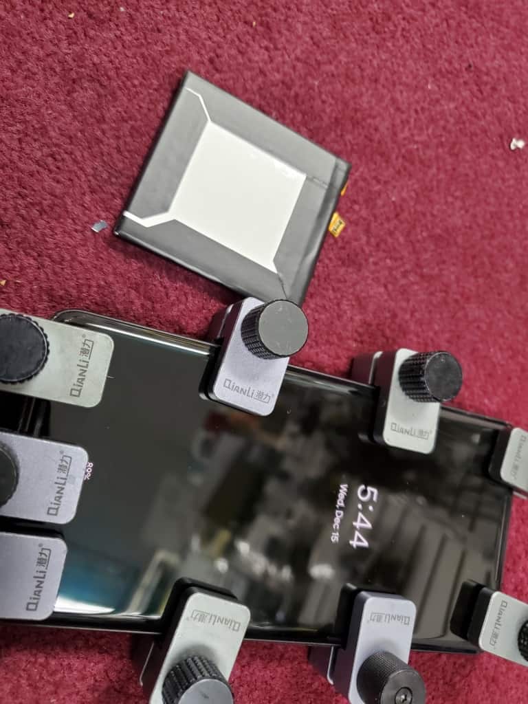 image of google pixel 3a xl battery replaced